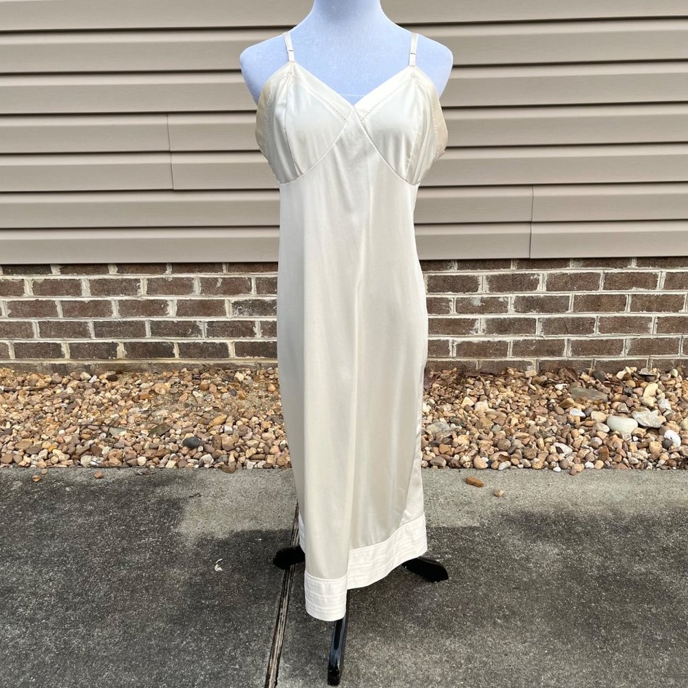 Vintage Kayser Lingerie Dress Slip Sz 38‎ Tall Ivory Adjustable Babydoll Classy